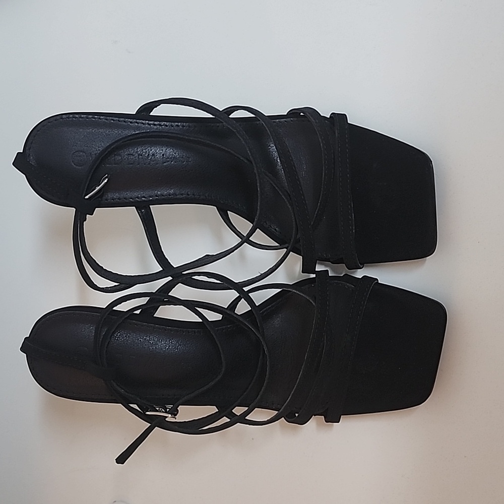 Heels women size 9 criss cross straps